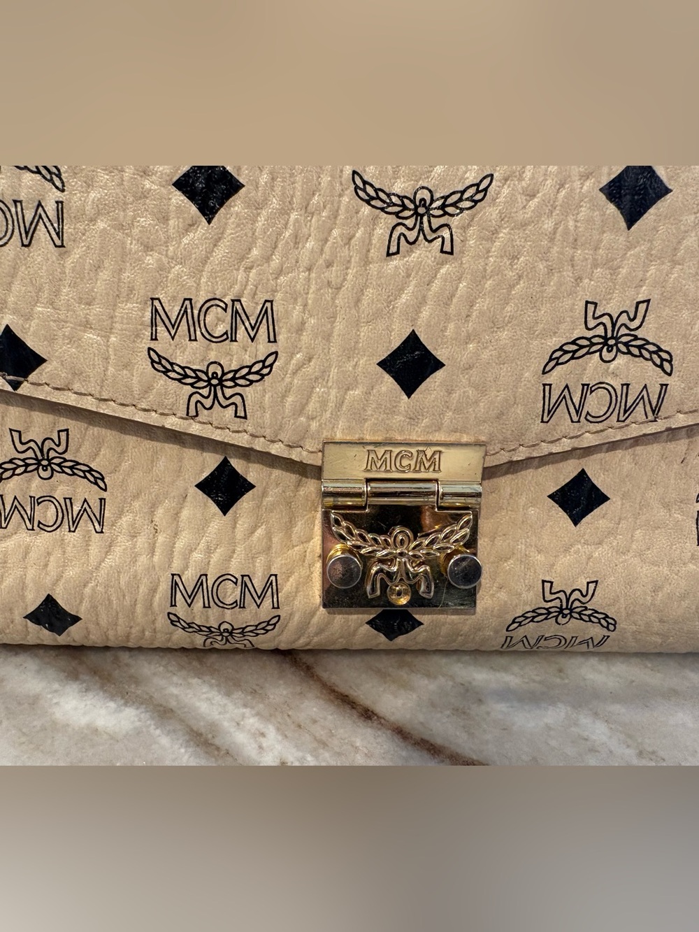 MCM PATRICIA CROSSBODY with chain  CREAM VISETOS 9x6 - Picture 3 of 9
